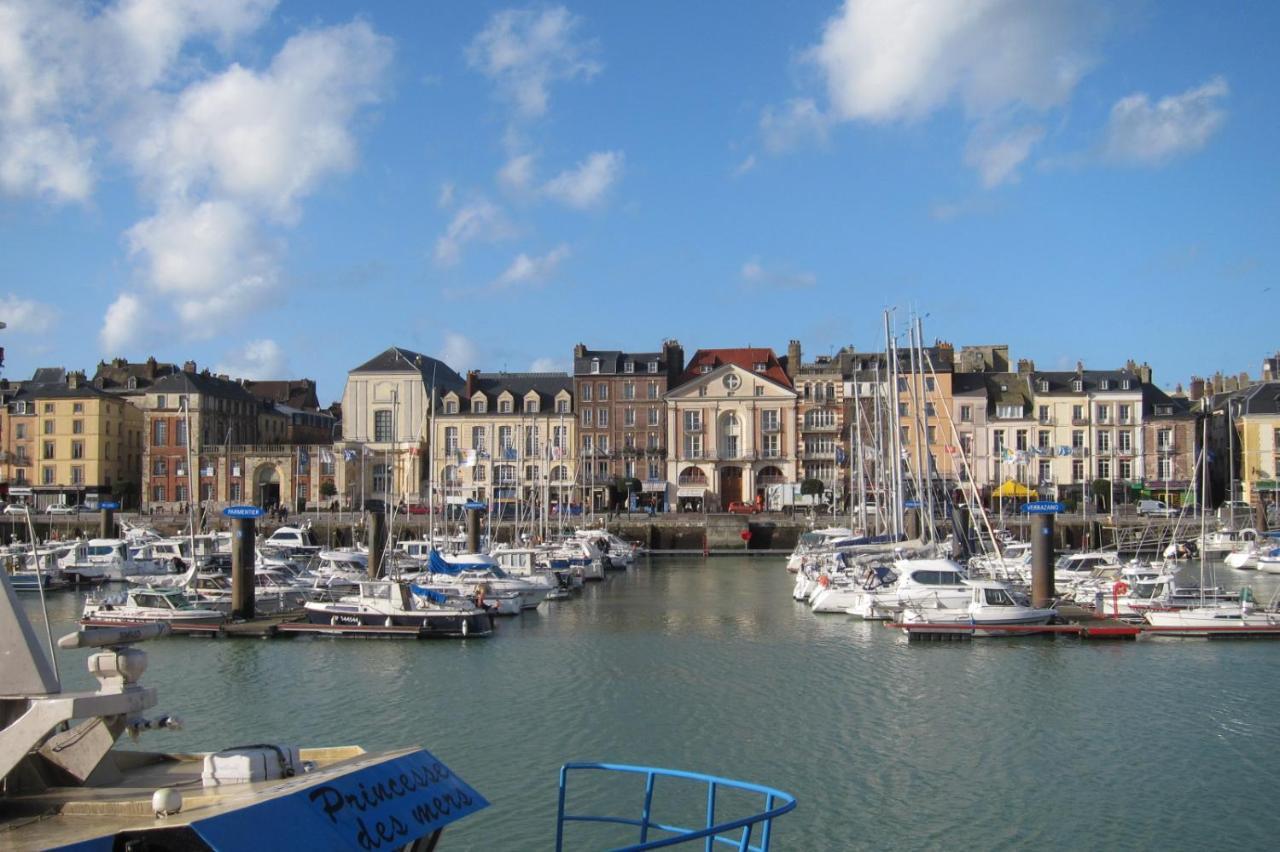 Ibis Budget Dieppe Centre Port Exteriör bild